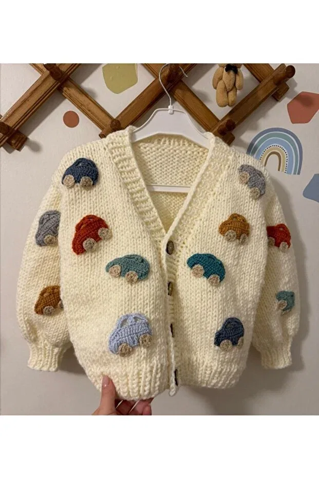 Детский вязаный кардиган для новорожденных с V-образным вырезом Hand knitted baby car Sifa Atelier, Cream