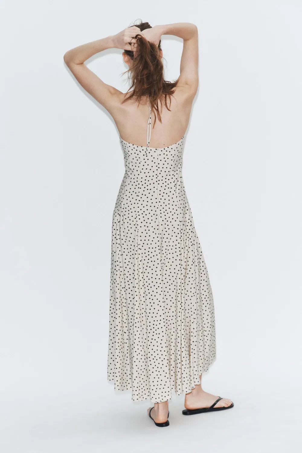 Платье миди с воротником-халтером в горошек ZARA, Black/White — фото 3