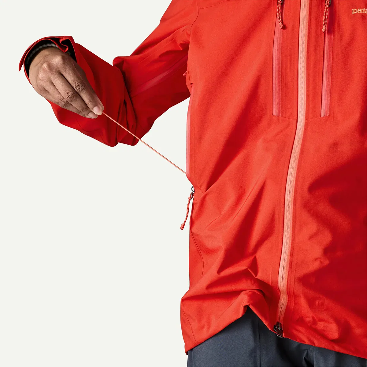 Женская техническая куртка с мембраной Pluma Pro Jacket Patagonia, Sizzle Red — фото 2