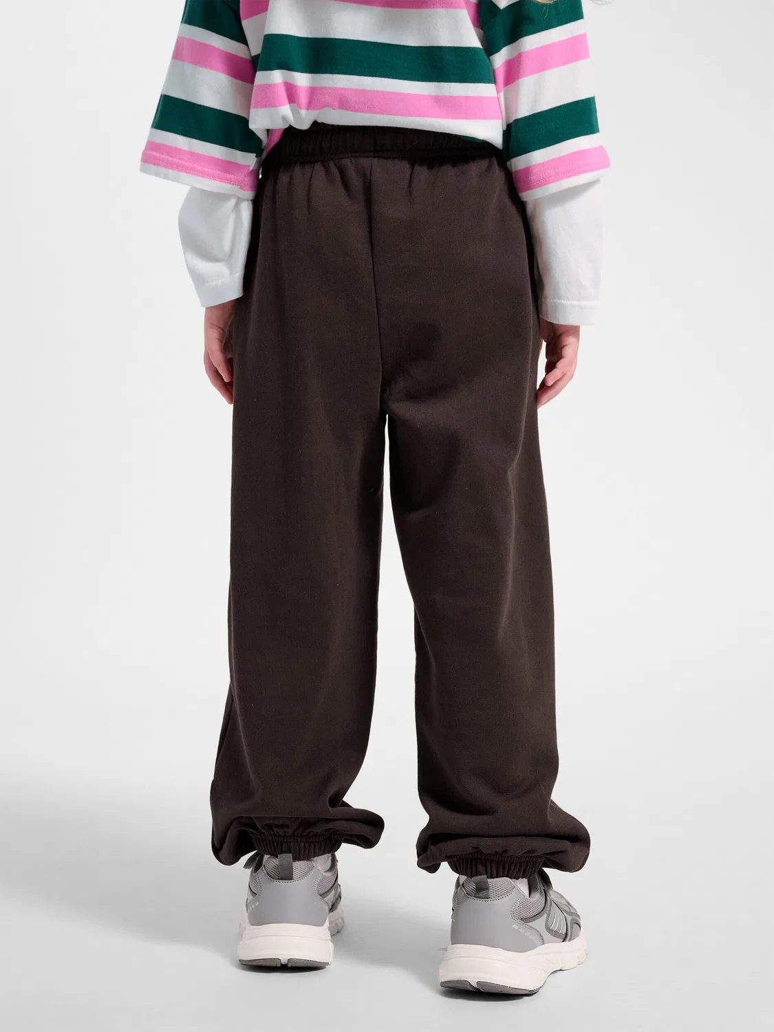 Детские спортивные штаны с регулируемой талией Hmljr Jump Hummel, Dunkelbraun — фото 2