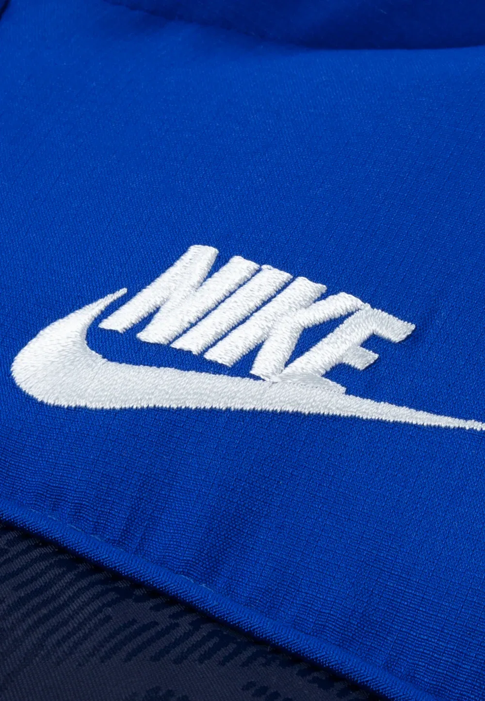 Пуховик с логотипом, выполненный в смешанной технике - зимняя куртка Nike Sportswear, Game Royal — фото 4