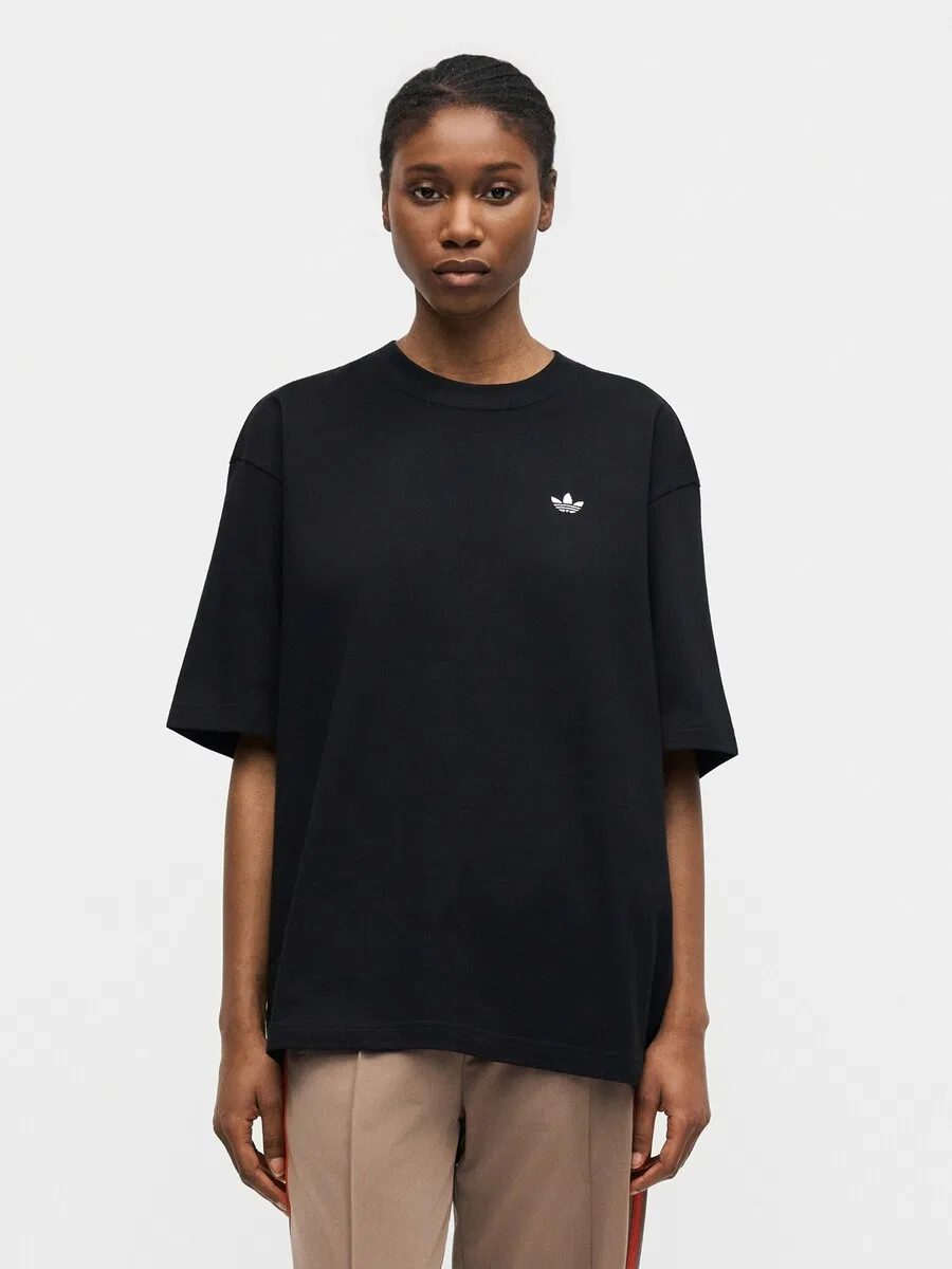 Футболка ADIDAS ORIGINALS 'Essentials' черного цвета — фото 2