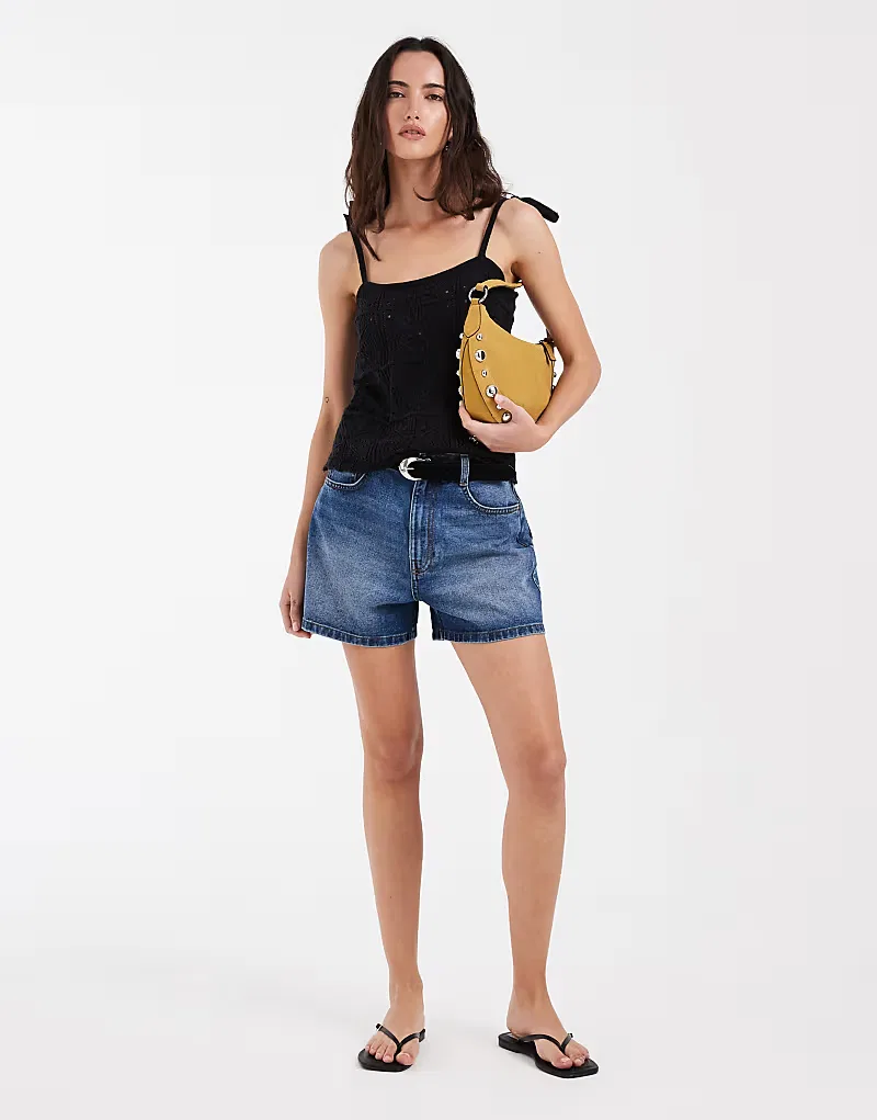 Майка Levi's с завязками на бретелях, черный — фото 2