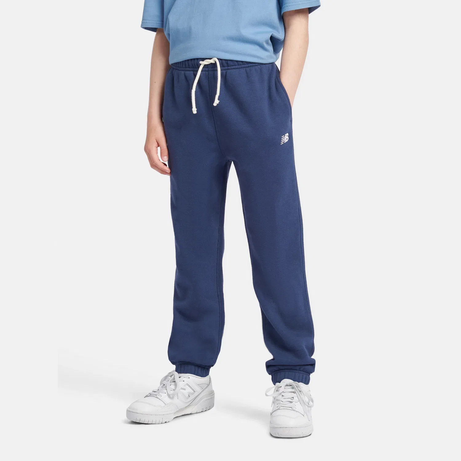 Детские спортивные штаны на средней посадке с вышитым логотипом Brush Back Small Logo New Balance, Nb Navy