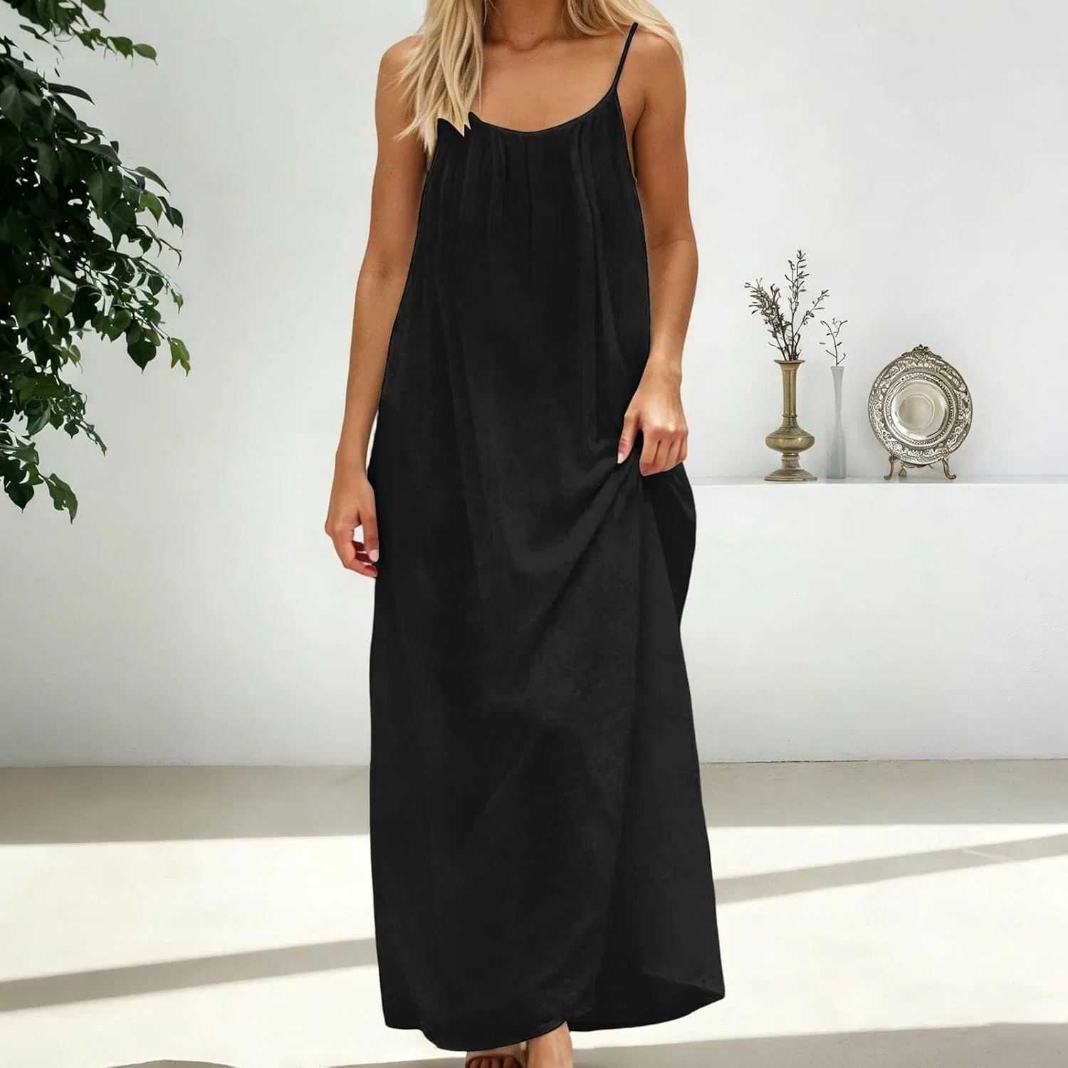 Женское открытое платье-комбинация с бретельками Generic, Black — фото 2