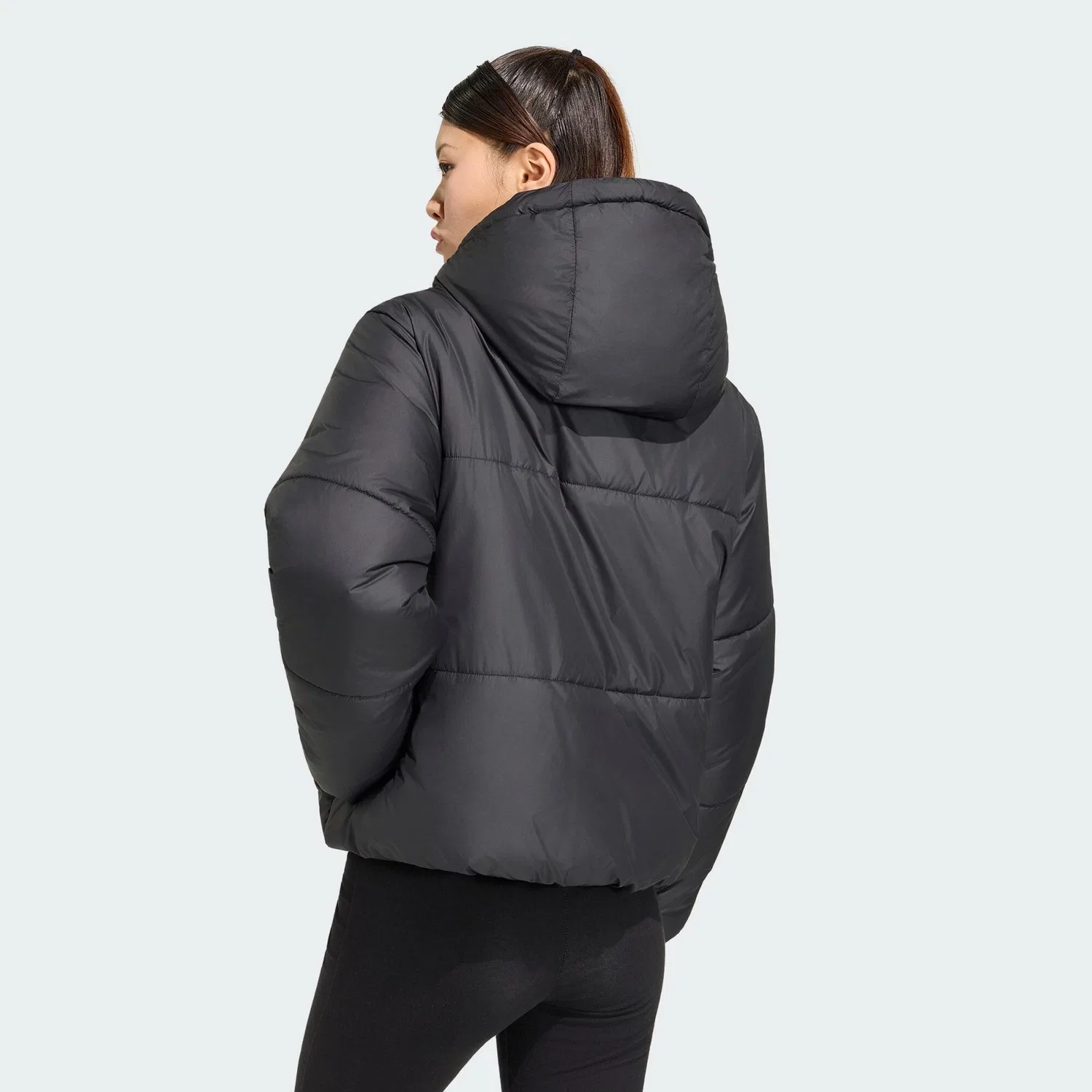 Мужская утепленная куртка Essentials Highloft Puffer Adidas, Schwarz — фото 3