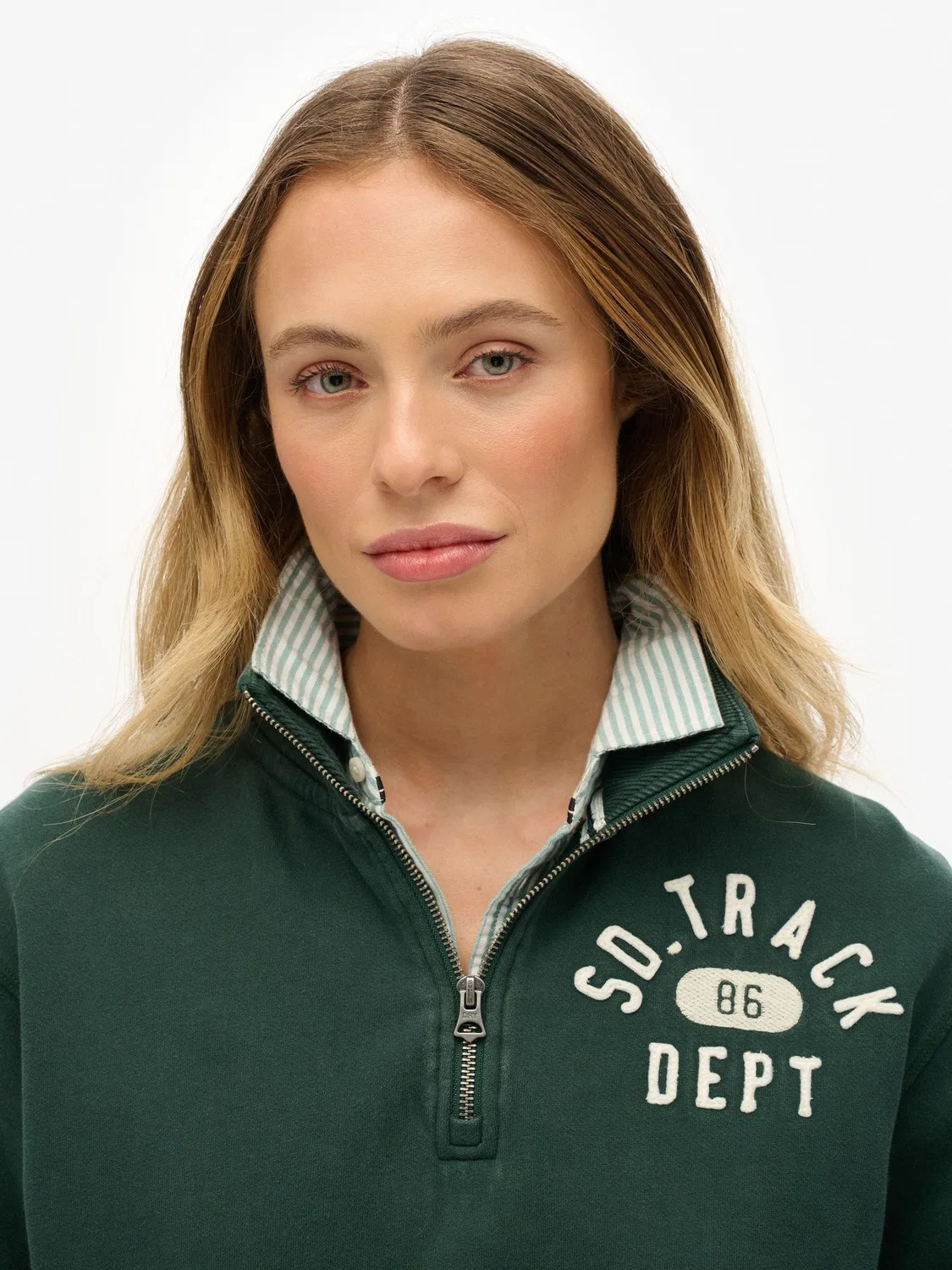 Толстовка полузастежка Athletic Essentials Applique Superdry, зеленый — фото 4