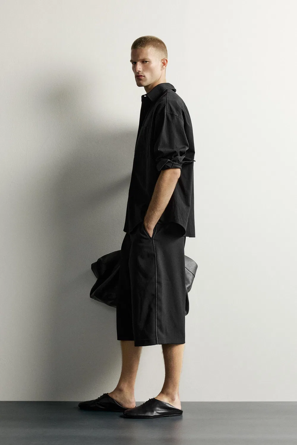 Плиссированные широкие бермудские шорты ZARA, Black — фото 4