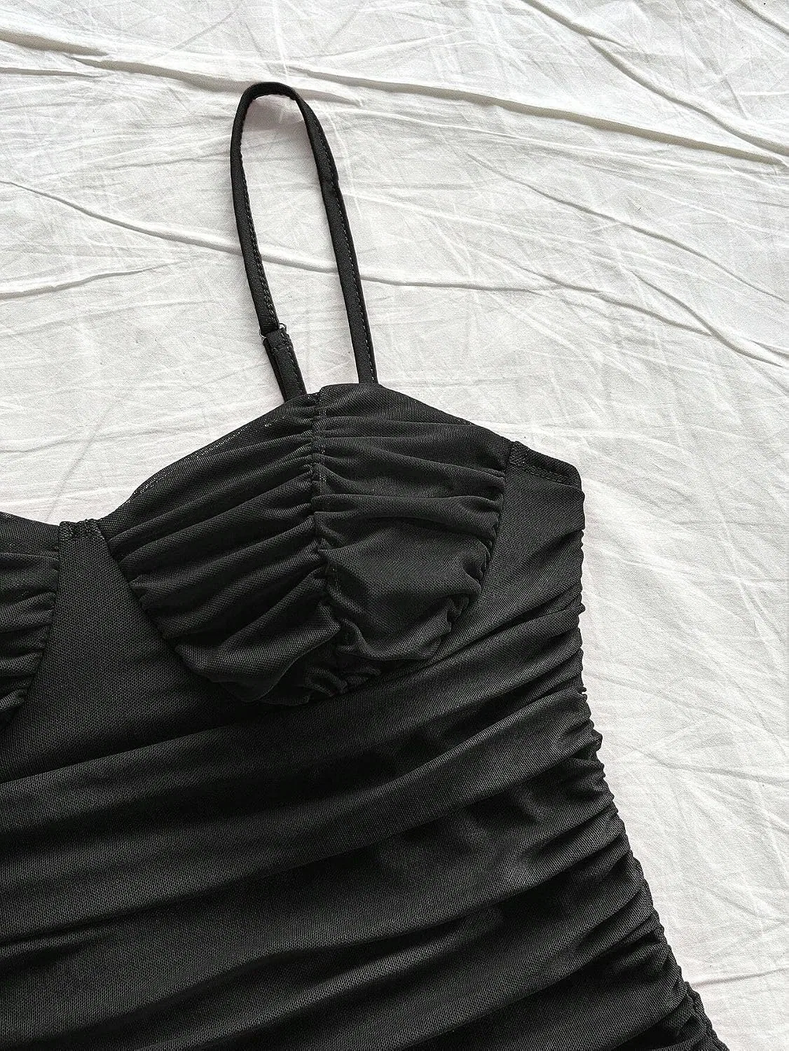 Женское мини-платье с рюшами Bodycon для отпуска, Black — фото 4