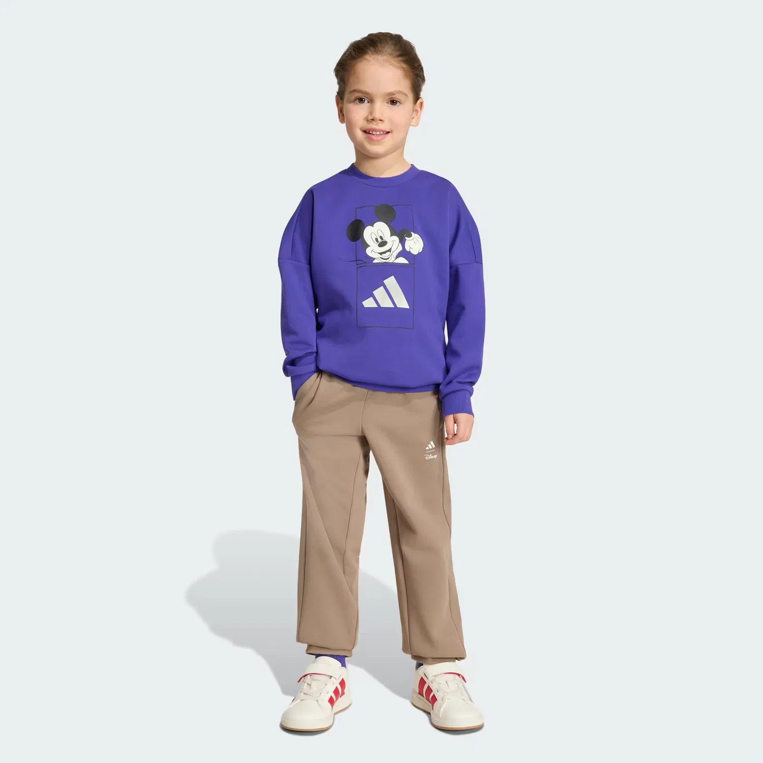 Детский спортивный костюм с принтом Микки Мауса ADIDAS DISNEY MICKEY MOUSE JOGGER Adidas Sportswear, фиолетовый/молочно-белый — фото 3