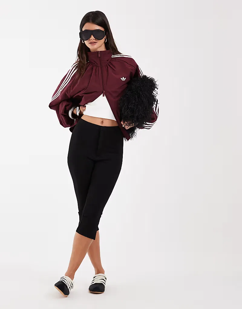 Спортивная куртка Adidas Originals Firebird Blousy Oversized в цвете теневой красный — фото 3