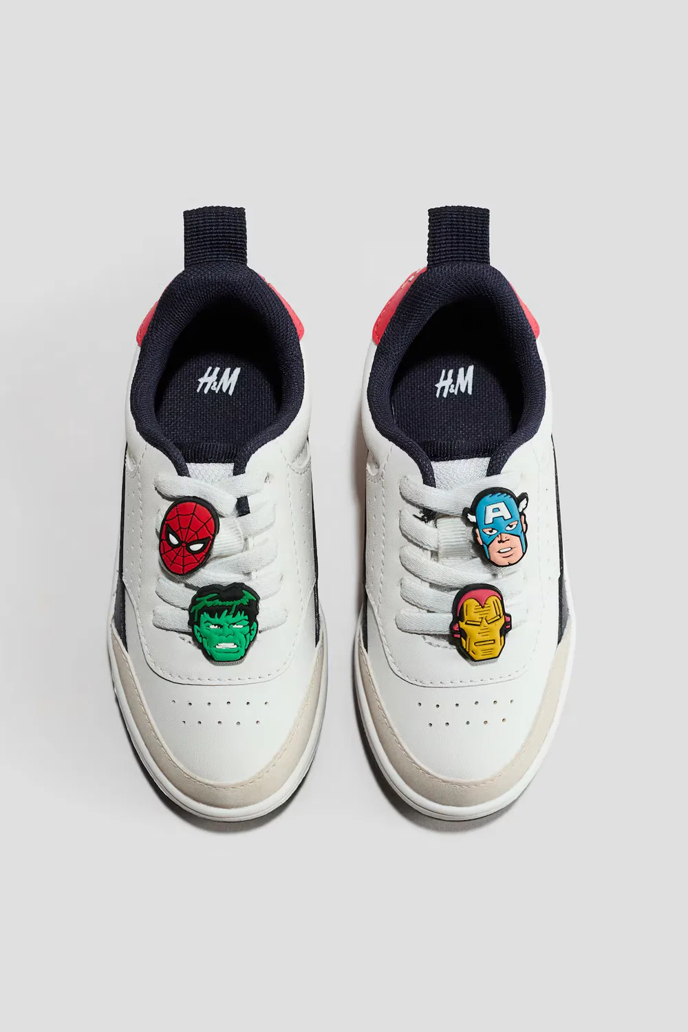 Кроссовки H&M, Weiß/Marvel Comics