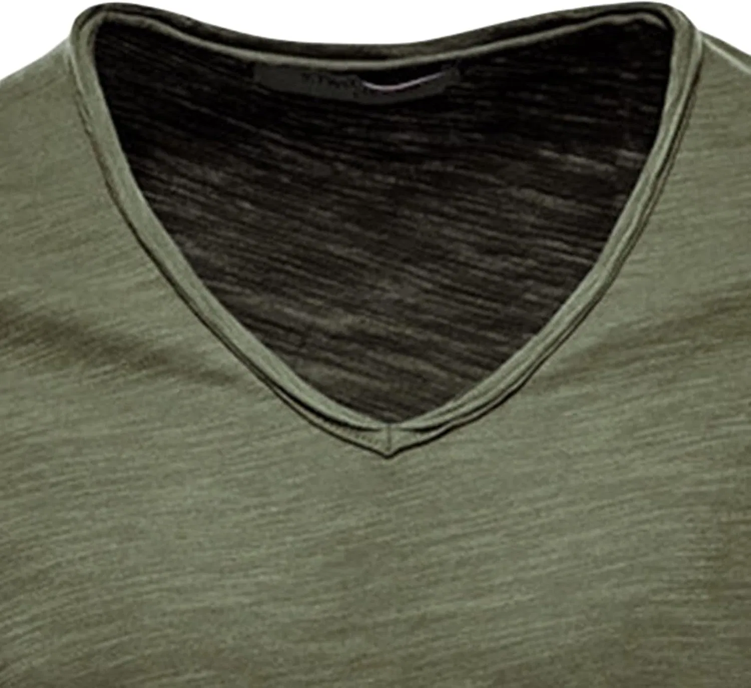 Мужская облегающая футболка с V-образным вырезом Solid Color, Army Green — фото 2