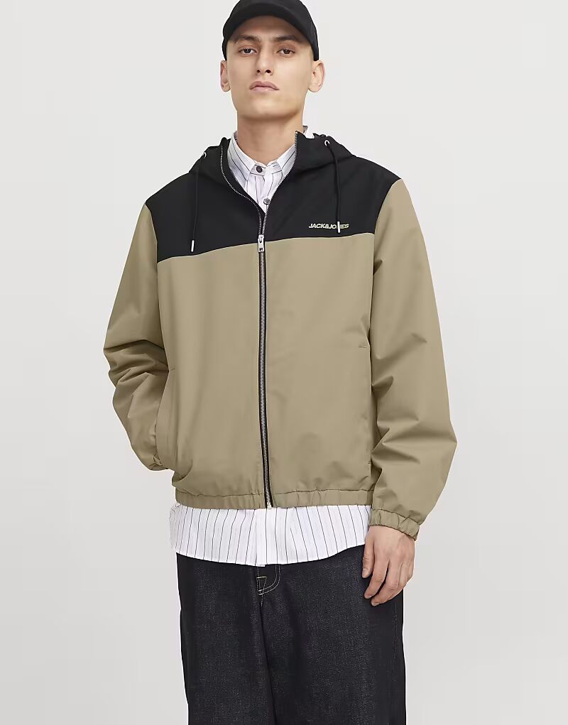 

Куртка Jack & Jones цвета кориандра