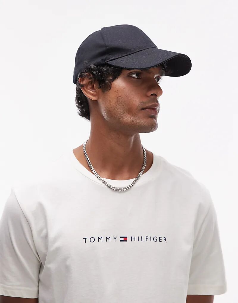 

Оригинальная футболка с логотипом белого цвета Tommy Hilfiger