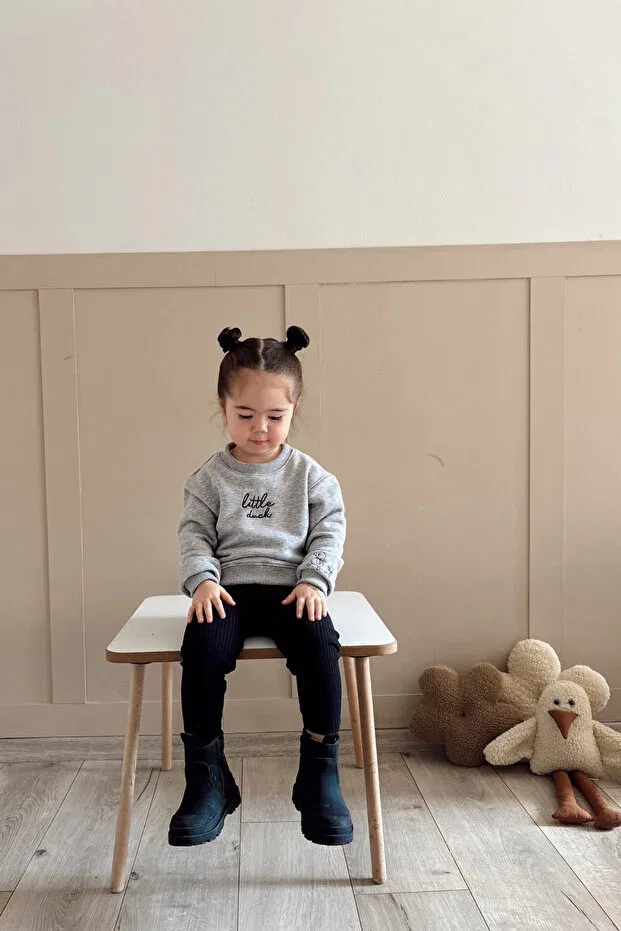 Детские свитшот с вышивкой Little Duck Embroidery Vivimade, Ecru