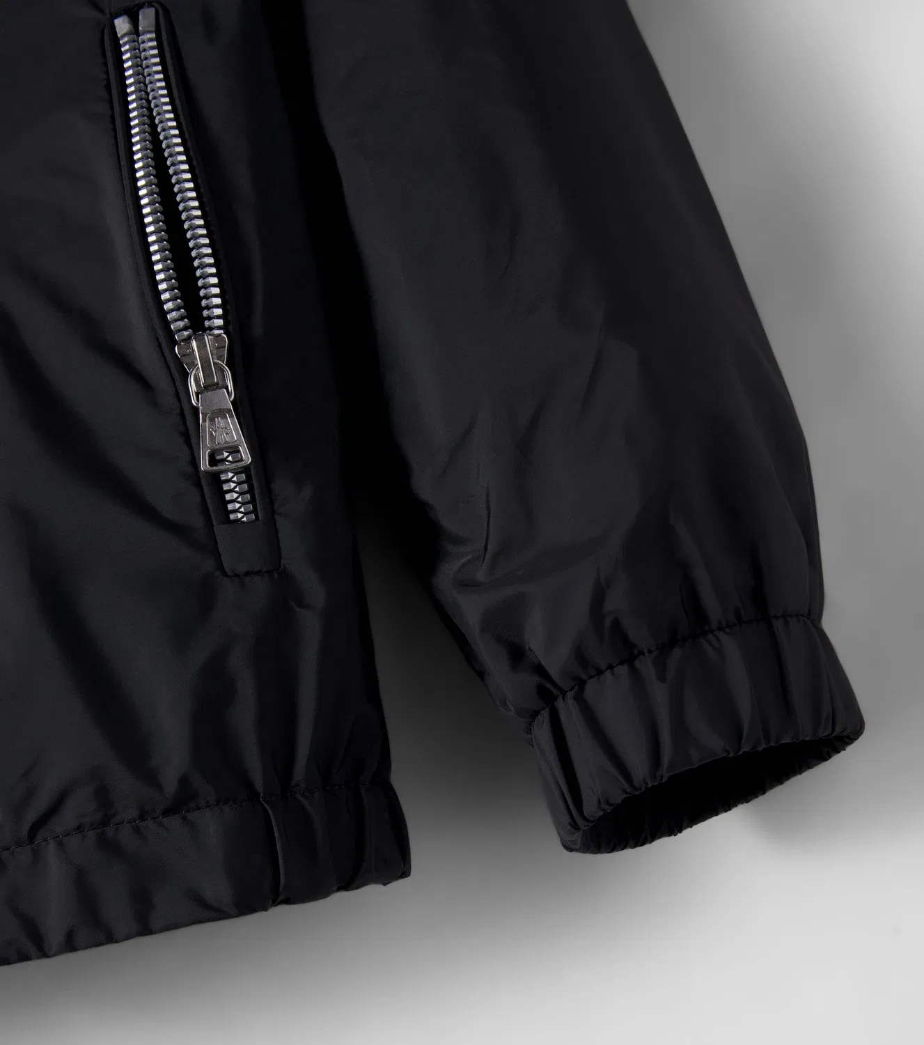 Легкая куртка с молнией Hilmi technical Moncler Enfant, черный — фото 3