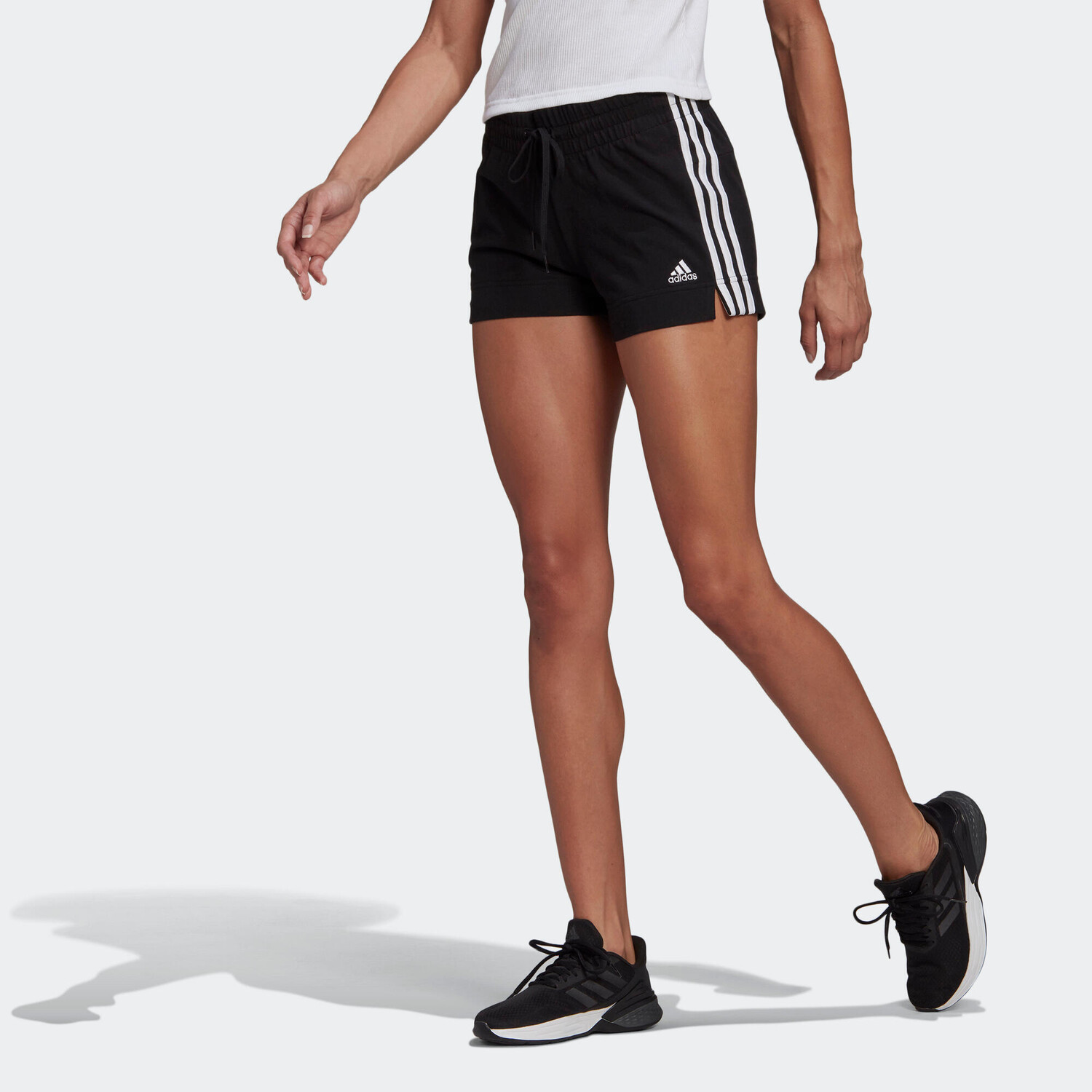 

Шорты Fitness 3 Stripes Slim хлопок без кармана женские черные ADIDAS