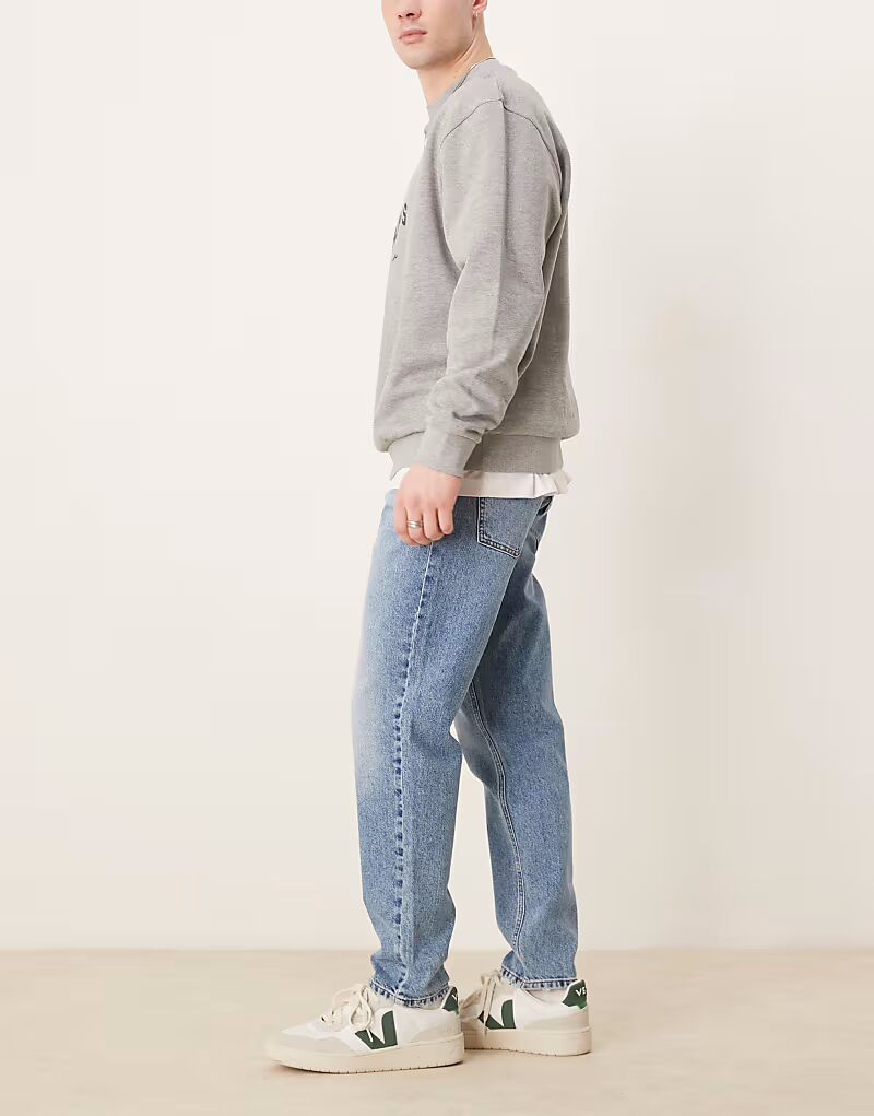 

Зауженные джинсы ASOS DESIGN в цвете средне-синего тона