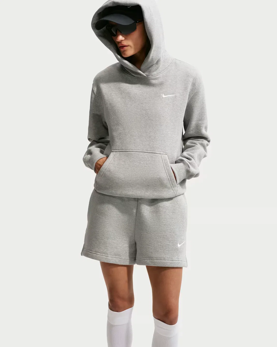 Женские шорты со средней посадкой Nike Studio Fleece Medium Weight, Dark Grey Heather/Sail — фото 4