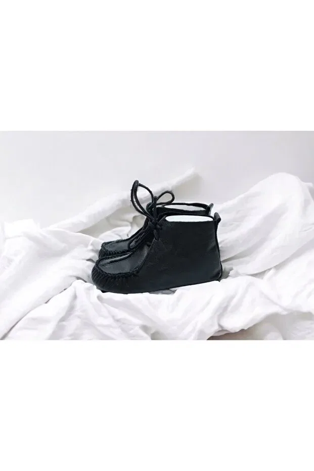 Детская обувь для новорожденных кожаная с принтом Genuine calfskin baby sole first step shoes - black sole lace up baby rok Akdam, Black — фото 4