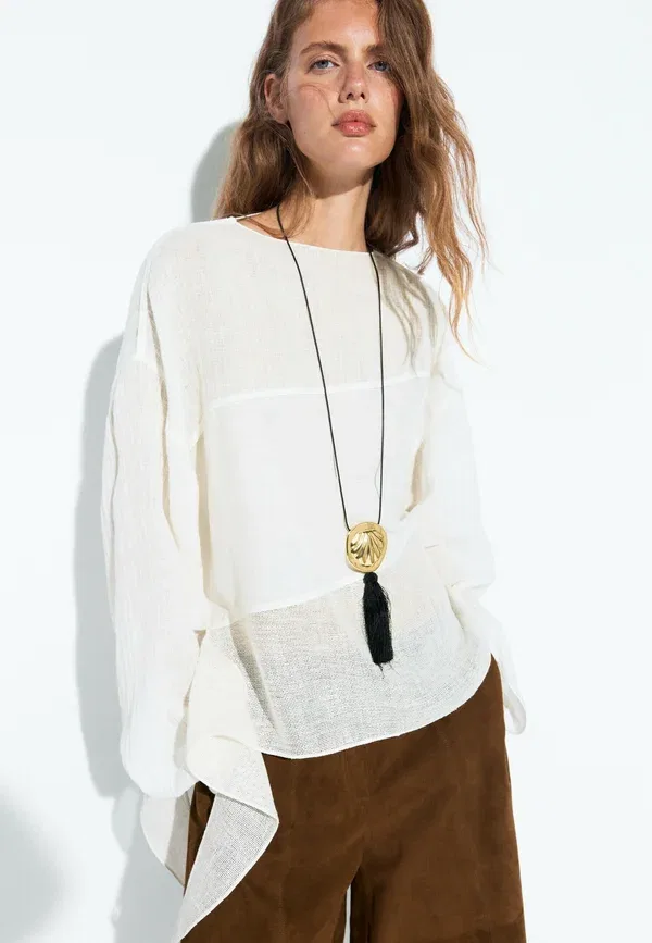 Блузка полупрозрачная Flowing semi-sheer shirt Massimo Dutti, белый