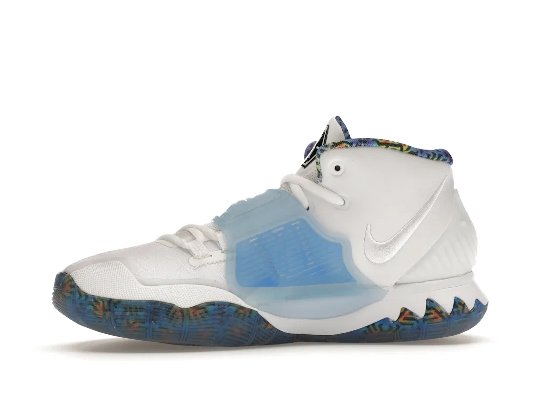 Детские кроссовки для мальчиков и девочек с контрастными акцентами Nike Kyrie 6 Nike, White/White-Sapphire-Laser Crimson — фото 3