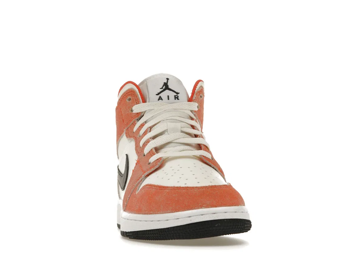 Детские кроссовки с замшевым верхом Jordan 1 Mid SE Jordan, Team Orange/Sail/White/Black — фото 2