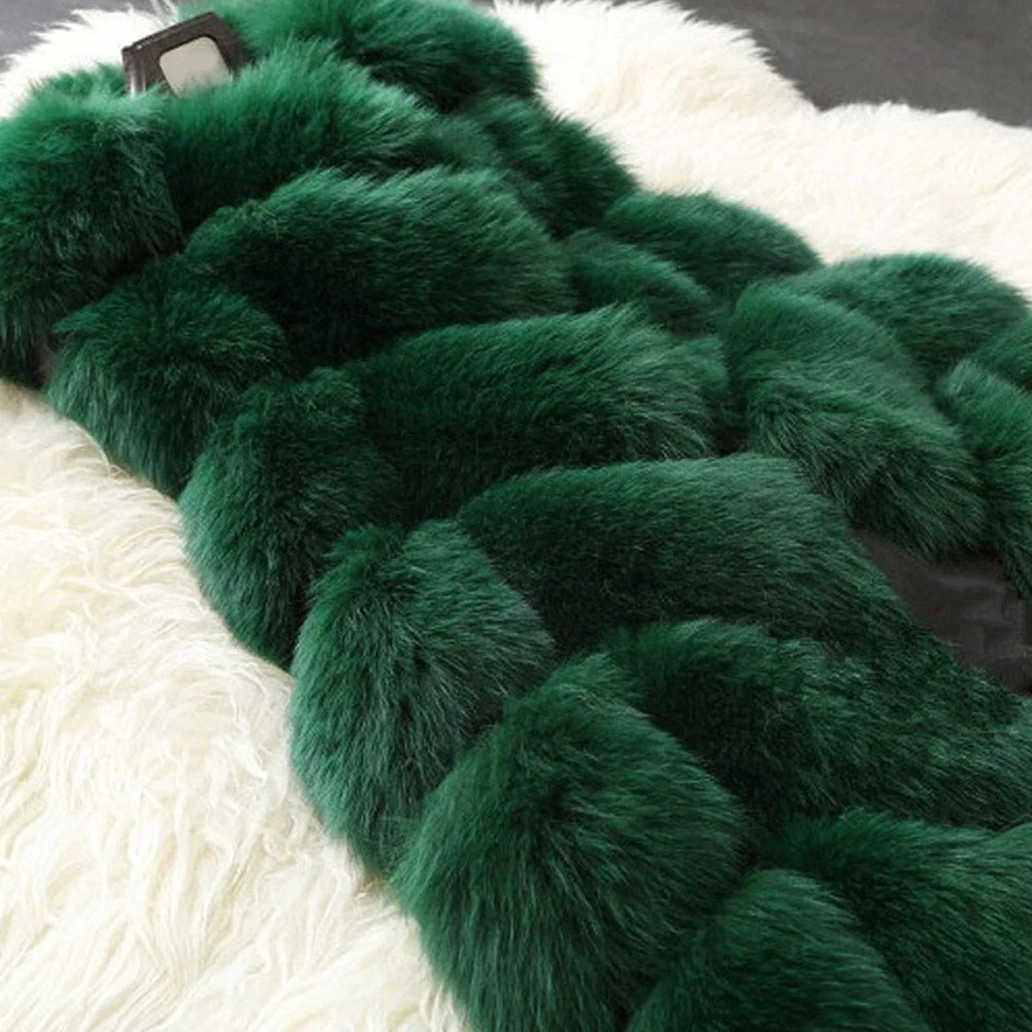 Женский жилет без рукавов с искусственным мехом Warm Faux Fur Coat, Verde — фото 3