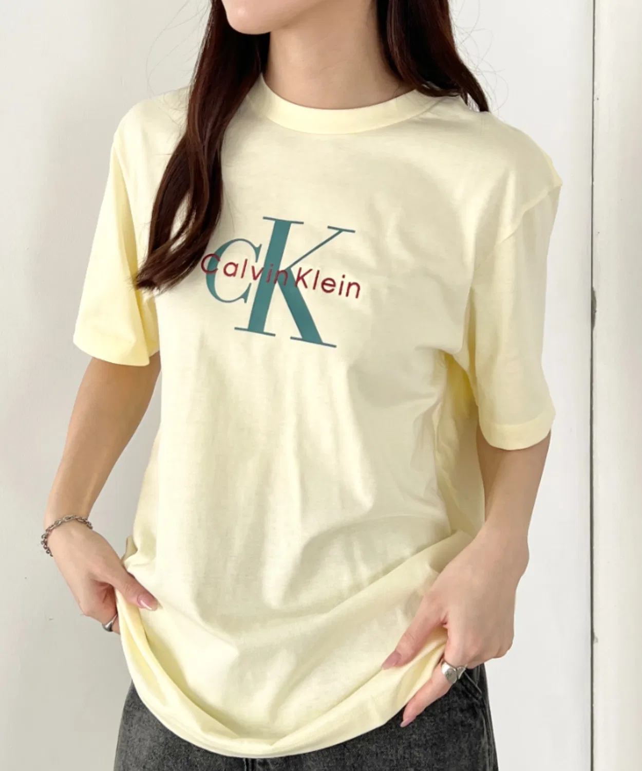 Мужская футболка с коротким рукавом с принтом и вышивкой Monologo Tee Calvin Klein, Yellow