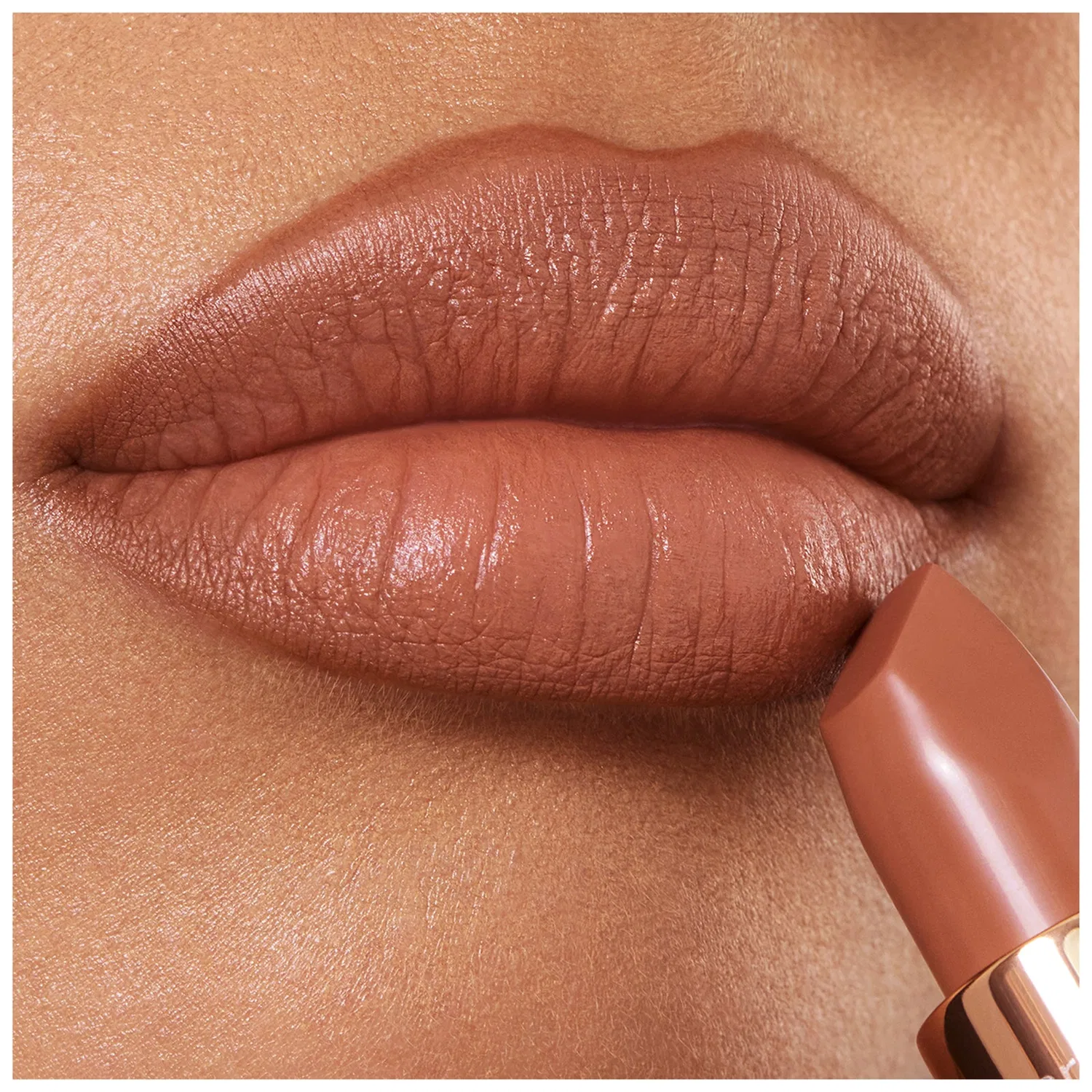Матовая помада The Super Nudes Charlotte Tilbury, Catwalking — фото 3