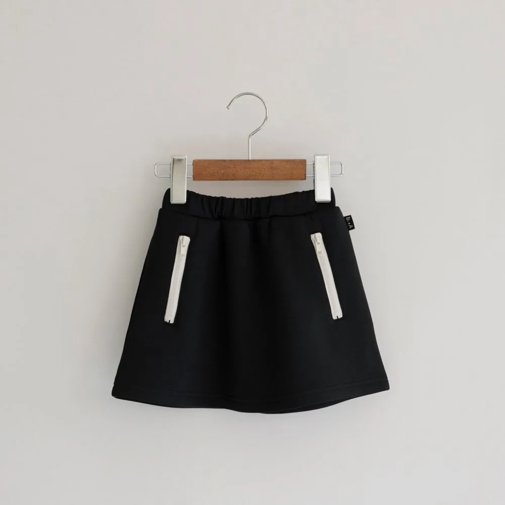 Канеко Ая/Трапециевидная юбка Branshes, black