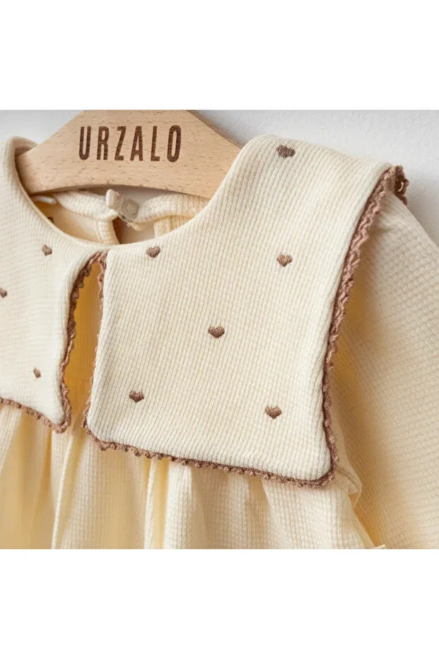 Детское платье для девочек с вышивкой Maita dress with heart embroidery Jammybaby, Cream — фото 4
