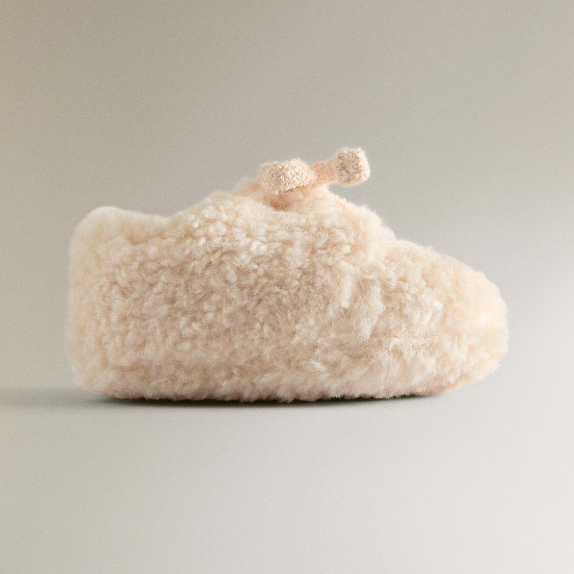 

Пинетки Zara Home Faux Shearling, кремовый