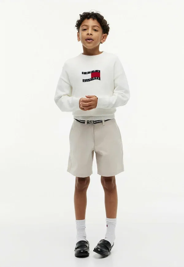 Шорты с поясом Baggy chino belted short Tommy Hilfiger, Classic Beige, бежевый — фото 2