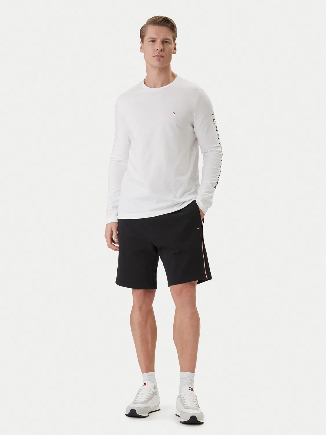 Мужские спортивные шорты стандартного кроя Global Stripe Tommy Hilfiger, черный — фото 2