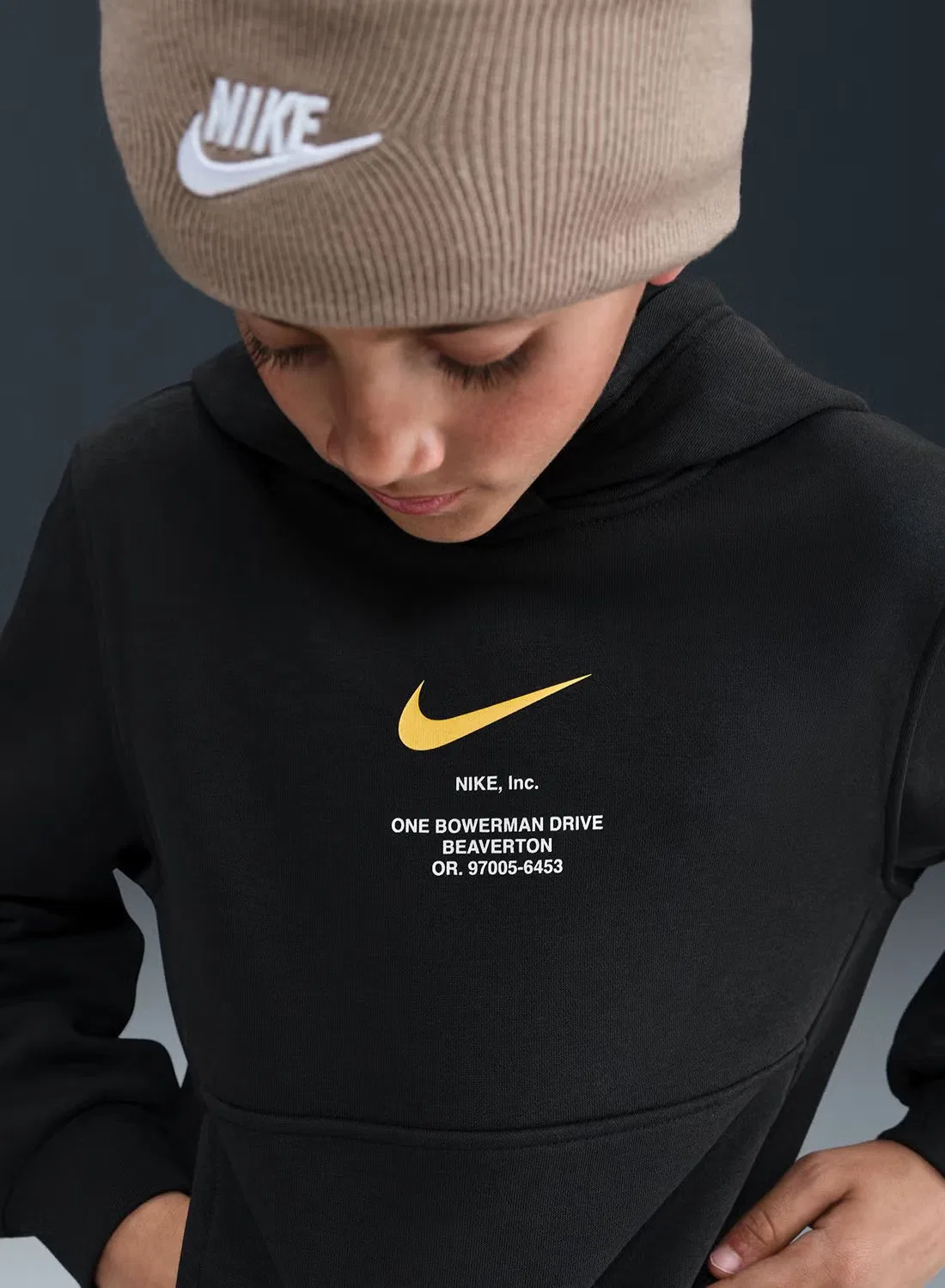 Худи с контрастными рукавами Nike Youth NSW Athletic, черный — фото 3