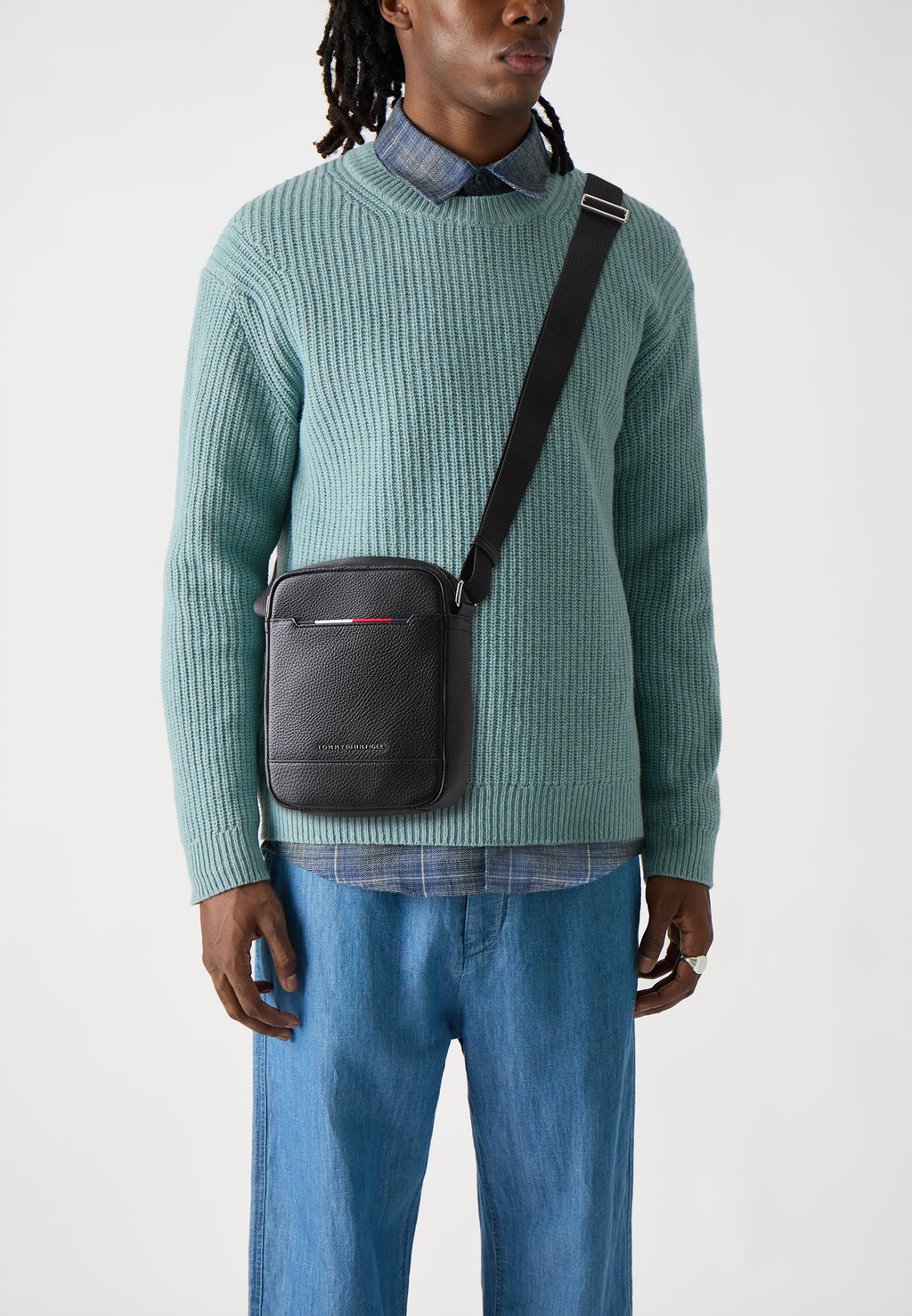 

Сумка через плечо CENTRAL MINI REPORTER - Across body bag Tommy Hilfiger, черный