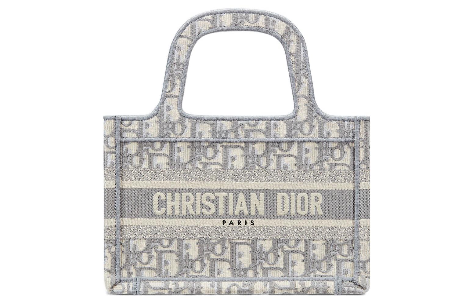 

Сумка-шоппер BookTote с вышивкой из ткани канва мини женская серая DIOR