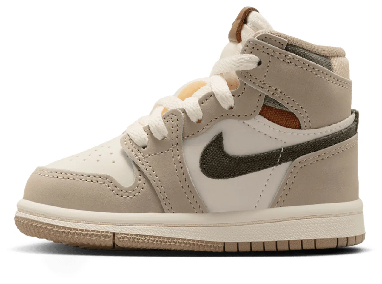 Кроссовки для девочек AJ1 Retro High OG Jordan, цвет Tan/White — фото 2
