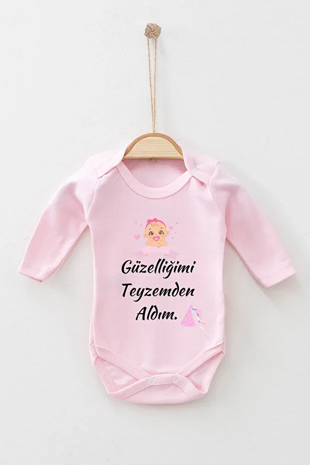 Детское боди для новорожденных с принтом I Got My Beauty From My Aunt Adabebek, Pink