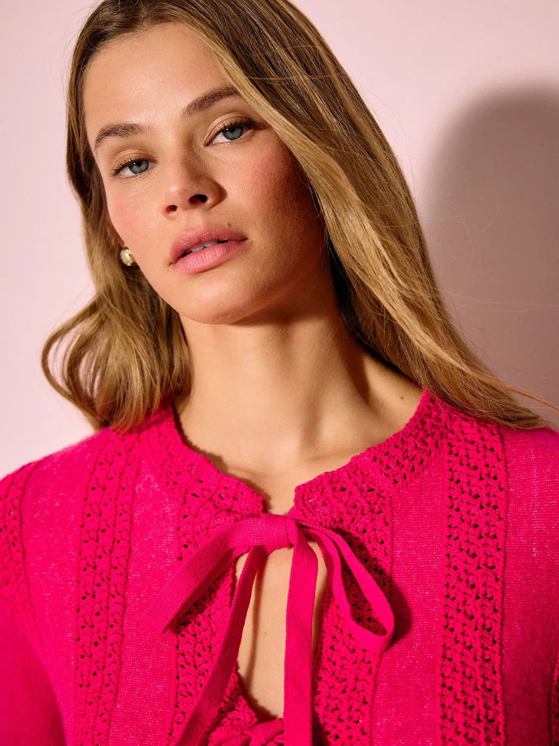 Кардиган вязаный кружевной, Pink Crochet Tie Next, розовый — фото 4