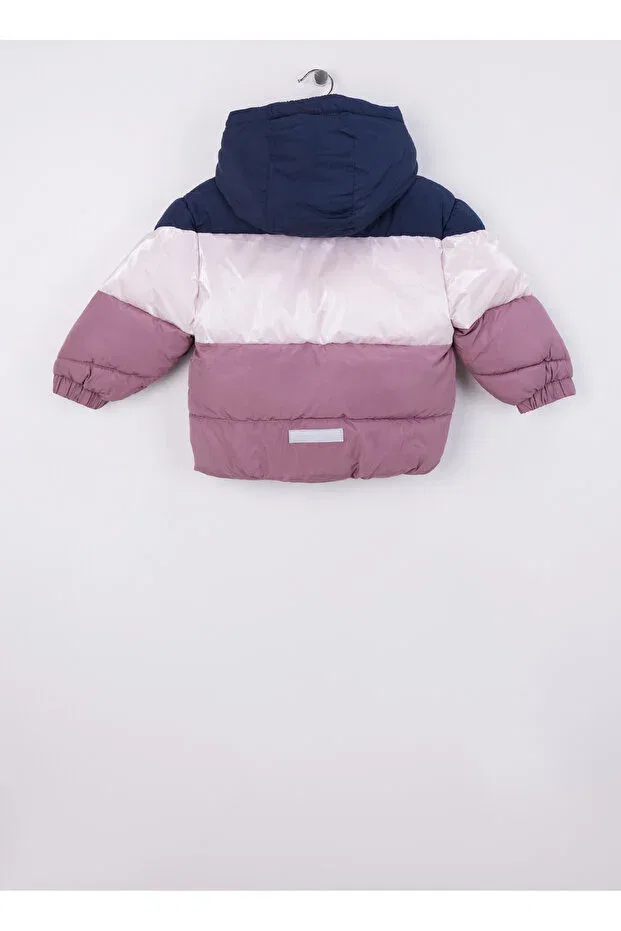 Детское пальто для девочек с принтом Dusty Rose Women's Zippered Collar Regular Fit Diagonal Puffer Coat Name It, Dried Rose — фото 2