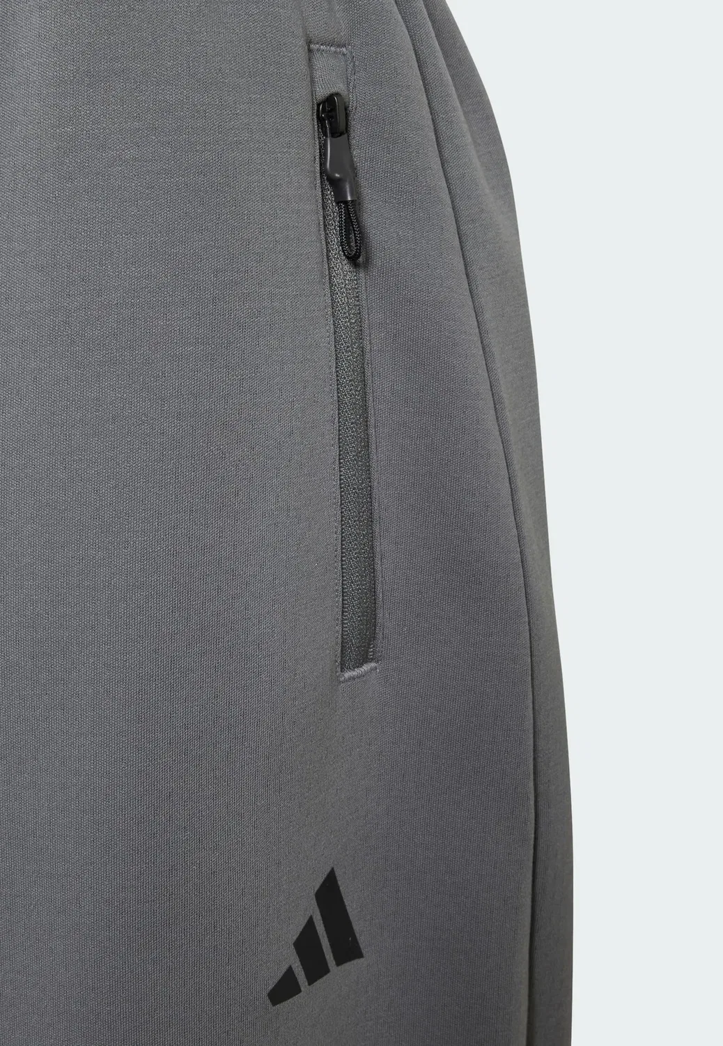 Брюки ZNE унисекс - спортивные штаны Adidas Sportswear, Grey Five Black — фото 2