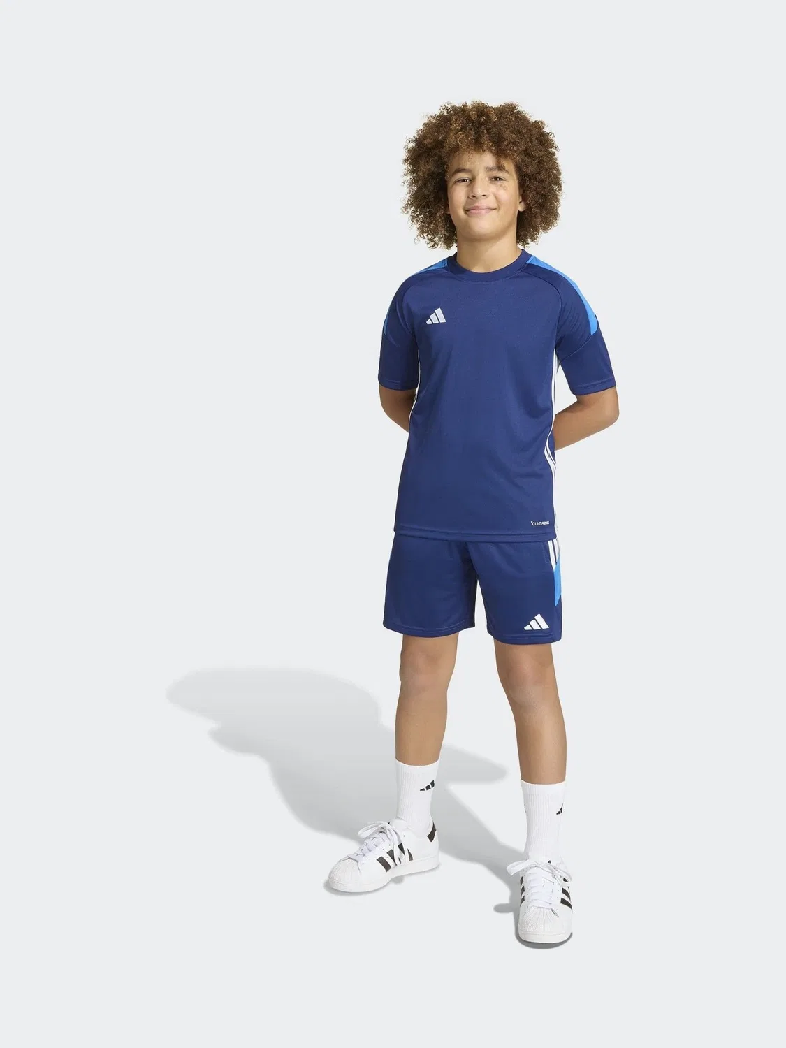 Шорты тренировочные Tiro 26 Essentials adidas, синие — фото 4