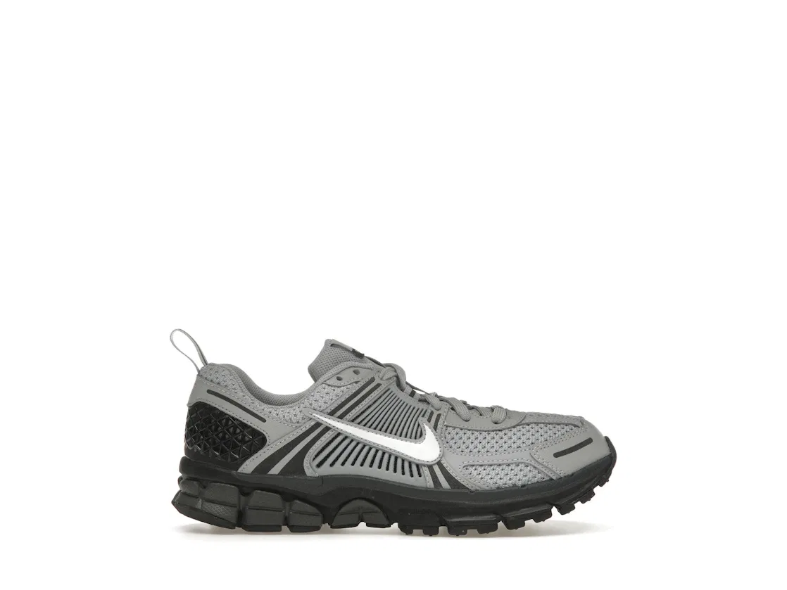Детские кроссовки Lifestyle Nike Zoom Vomero 5, Wolf Grey/Black/Anthracite/Summit White
