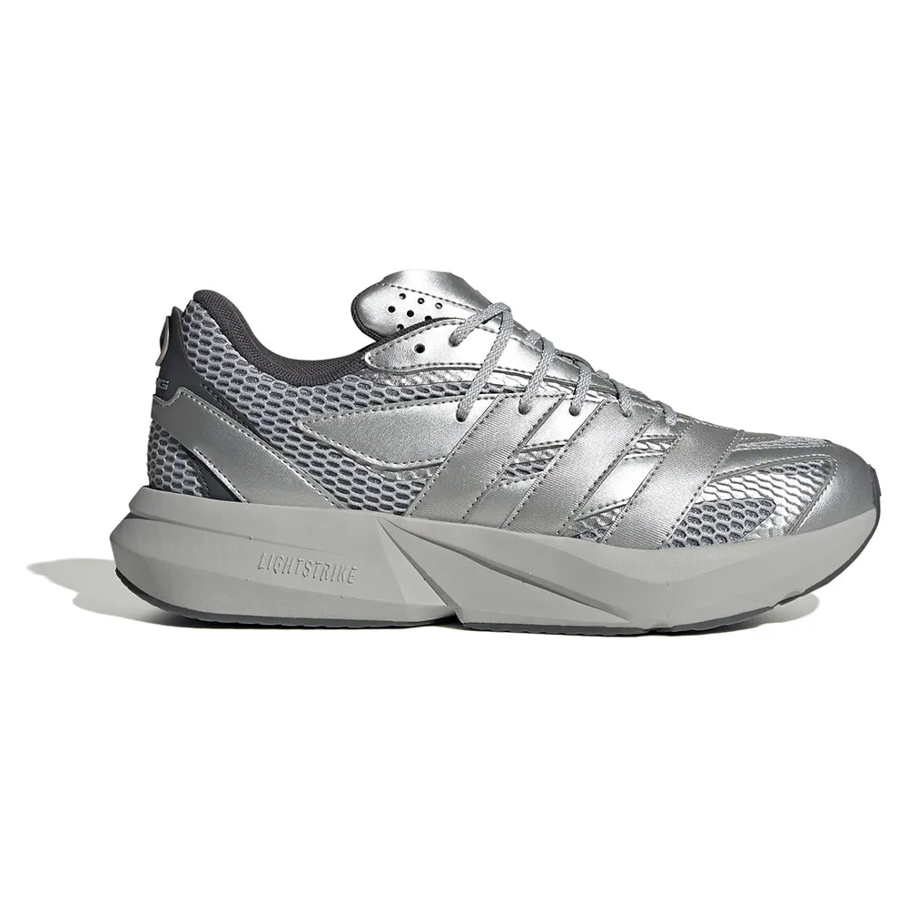 

Кроссовки adidas Mercedes-AMG Petronas Formula One Team Lightblaze, серебряный