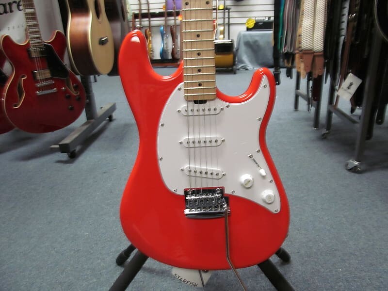 

Электрогитара Sterling by Music Man Cutlass SSS Electric Guitar Fiesta Red