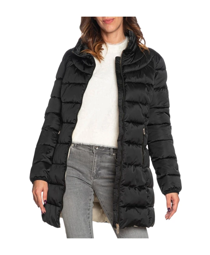 

Стеганая пуховая куртка из атласа. Yes Zee, черный