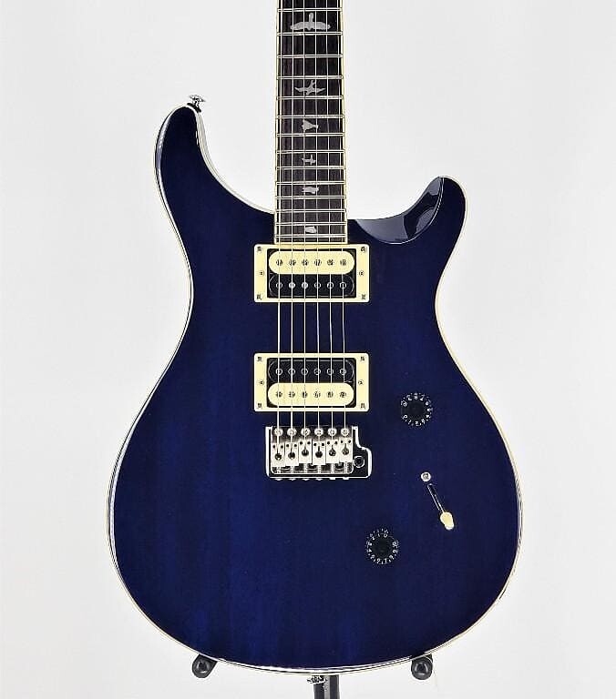 

Электрогитара Paul Reed Smith PRS SE Standard 24 Translucent Blue Серийный номер: D46921 Paul Reed Smith PRS SE 24 Electric Guitar Translucent Ser#: D46921